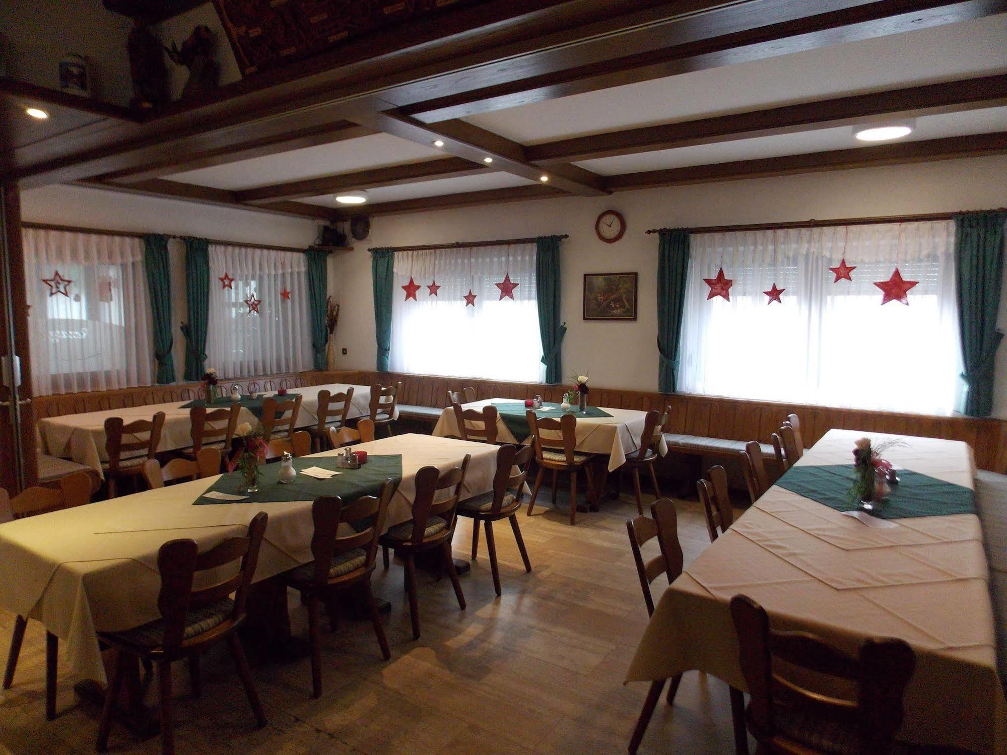 Gasthaus Pension Rezatgrund Windsbach Eksteriør billede